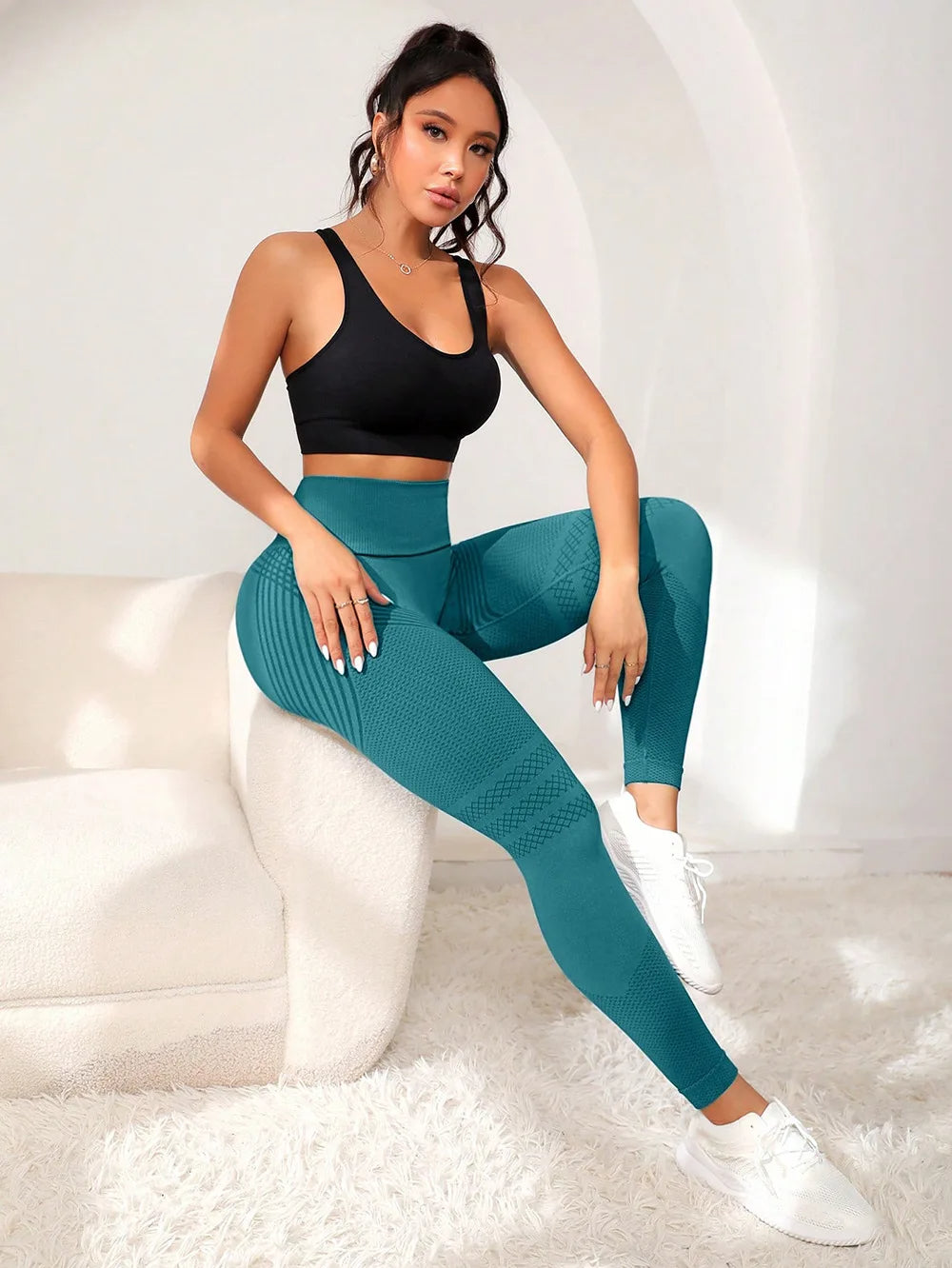 Body Sculpting Leggings – High-Waisted, Tummy Control & Seamless Fit