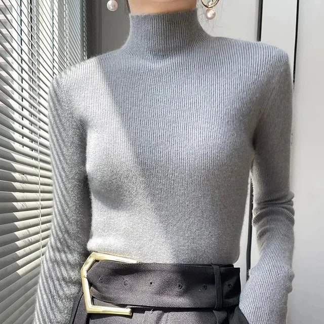 Cashmere Knitted Turtle Neck